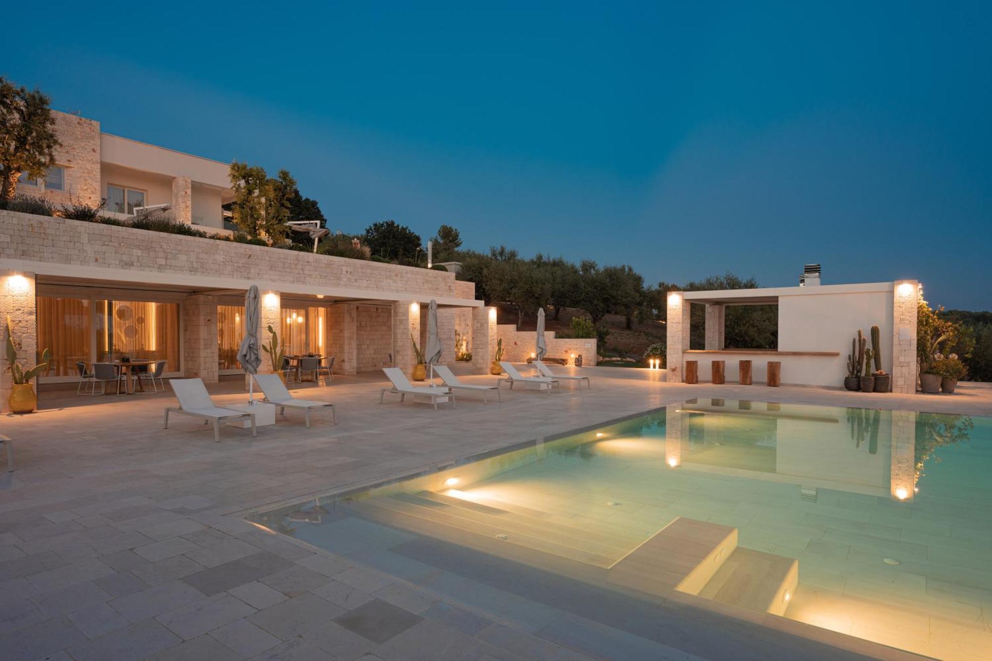 Essenza Relais Contemporaneo Bed & Breakfast Cisternino Exterior photo
