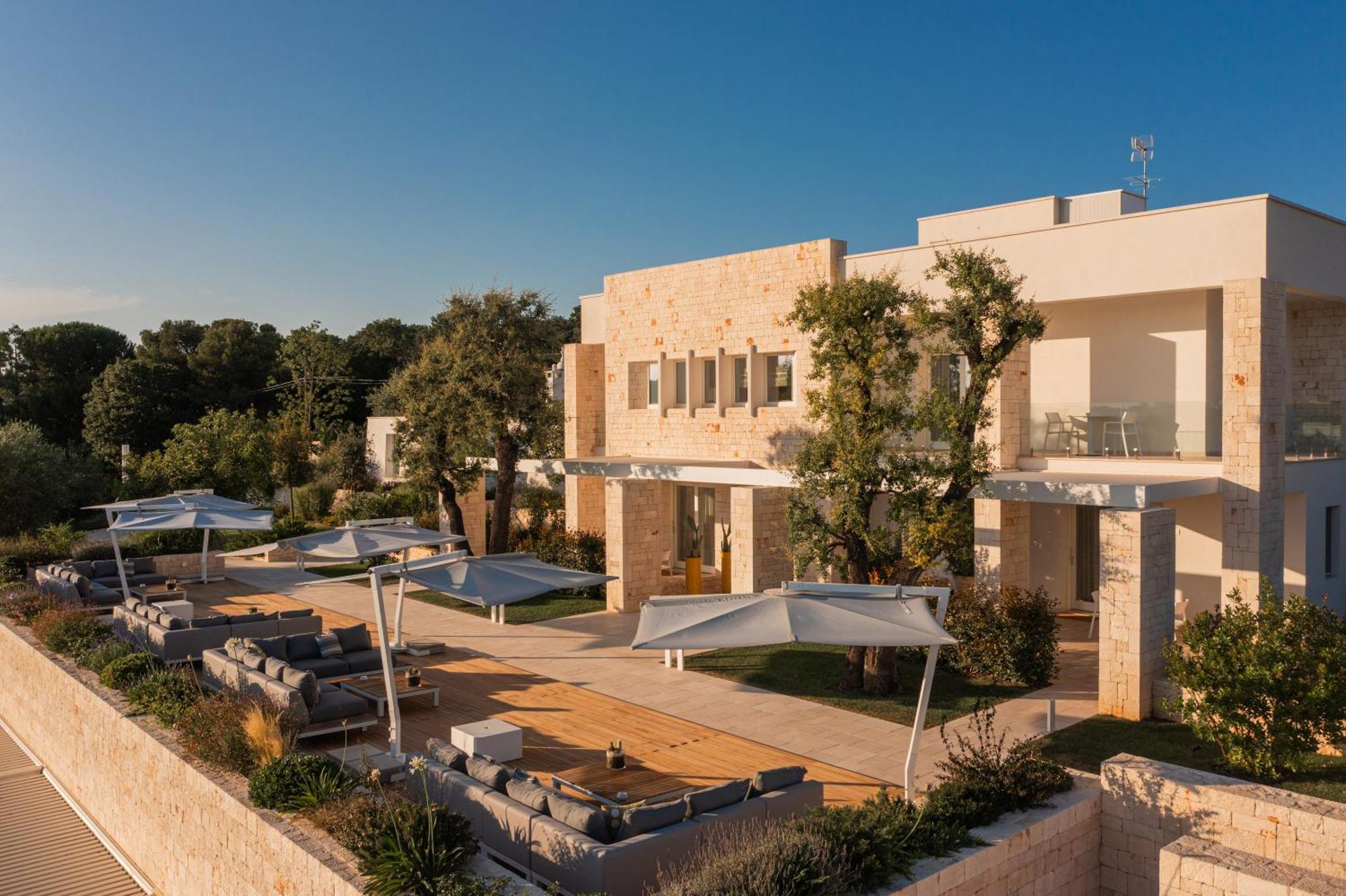 Essenza Relais Contemporaneo Bed & Breakfast Cisternino Exterior photo