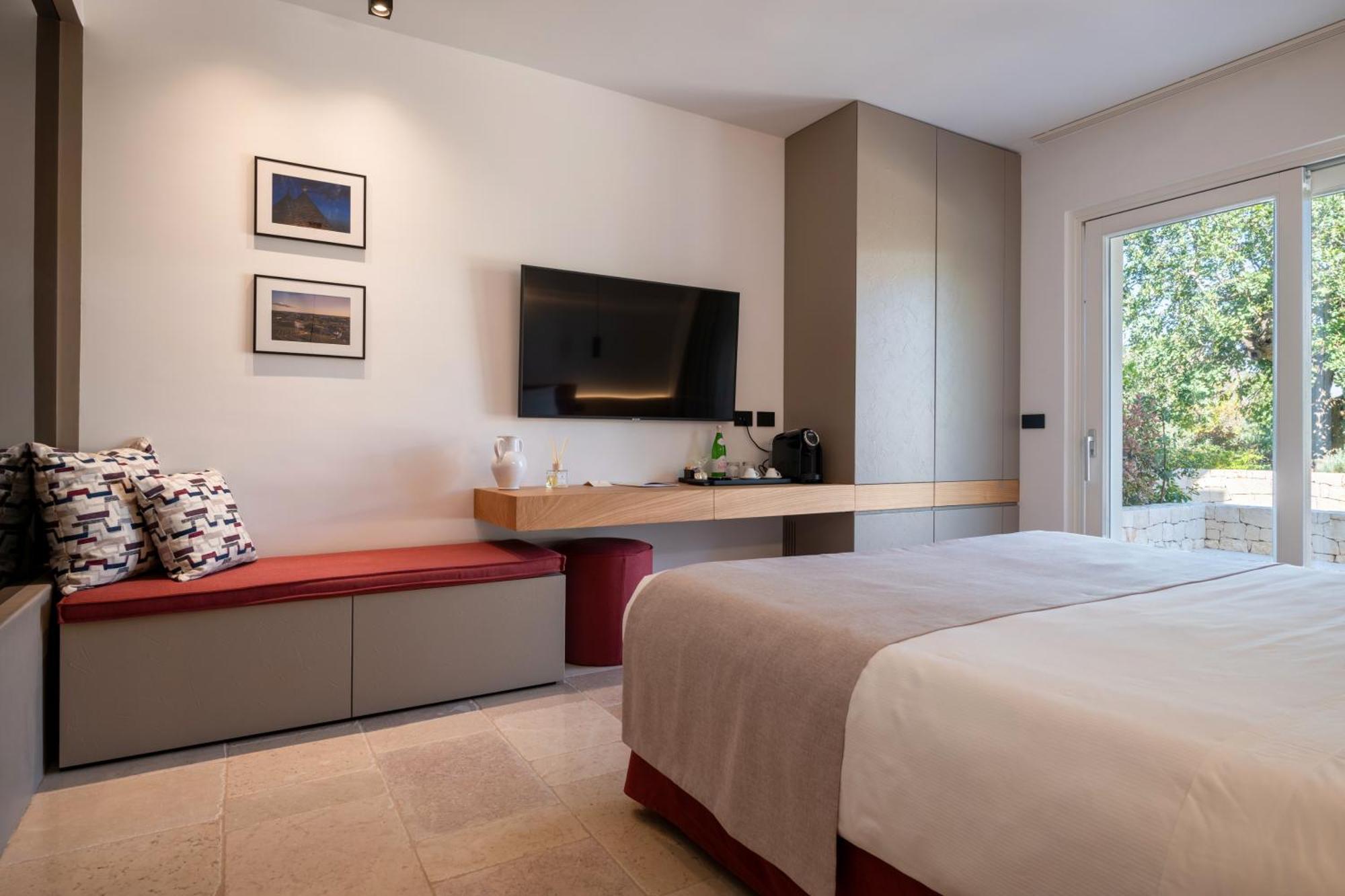 Essenza Relais Contemporaneo Bed & Breakfast Cisternino Exterior photo